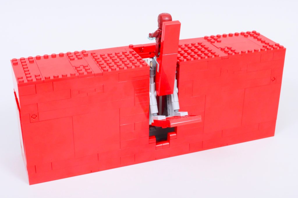 lego marvel 76313 marvel logo review 4 1024x683