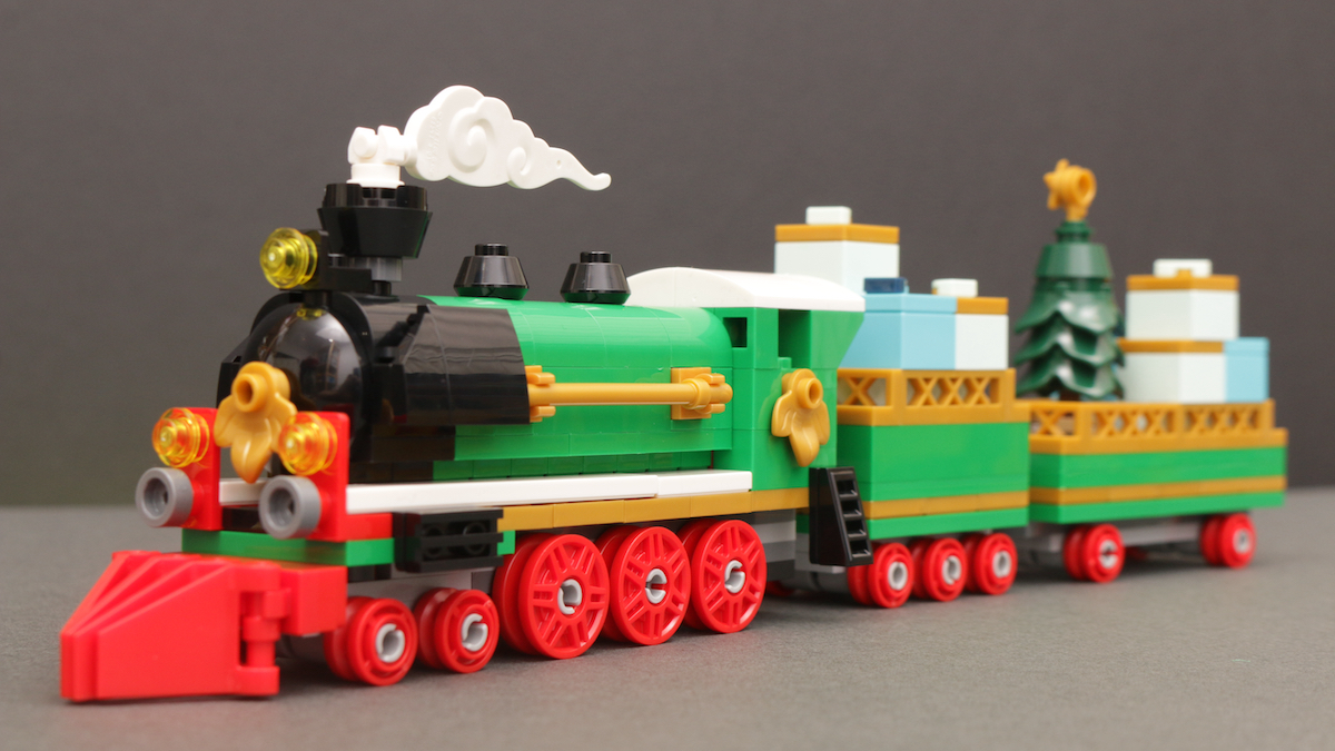 LEGO Insiders Weekend 40700 Christmas Train gift-with-purchase review