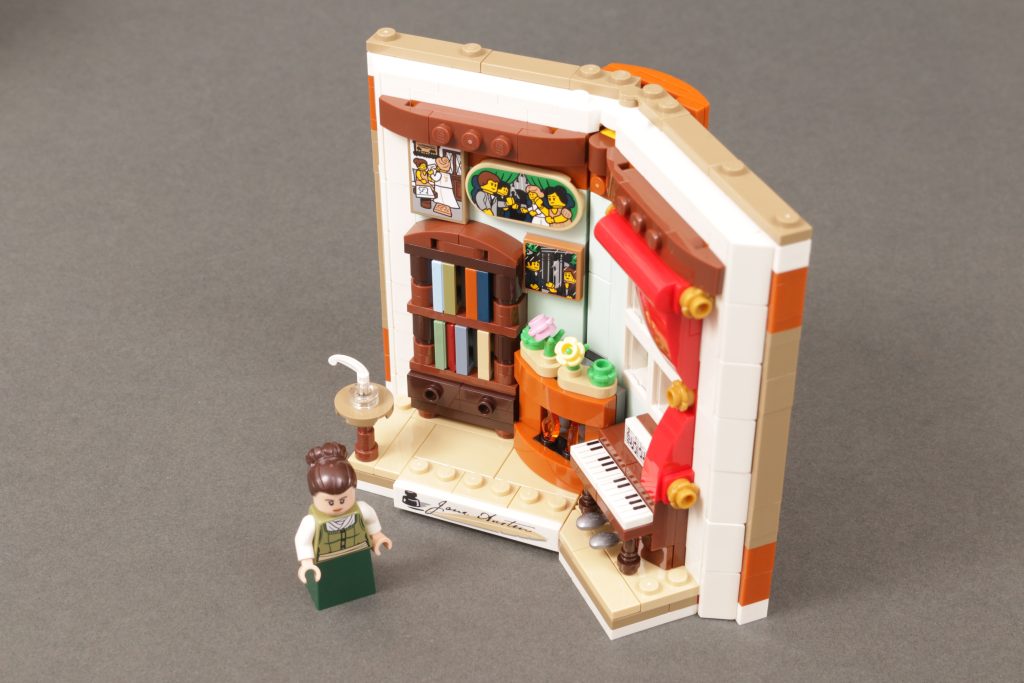 LEGO 40766 Tribute to Jane Austens Books GWP review 10 1024x683