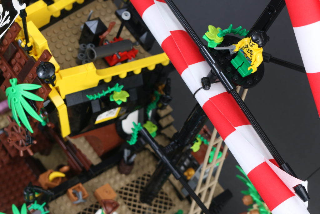LEGO Ideas 21322 Pirates of Barracuda Bay review 29