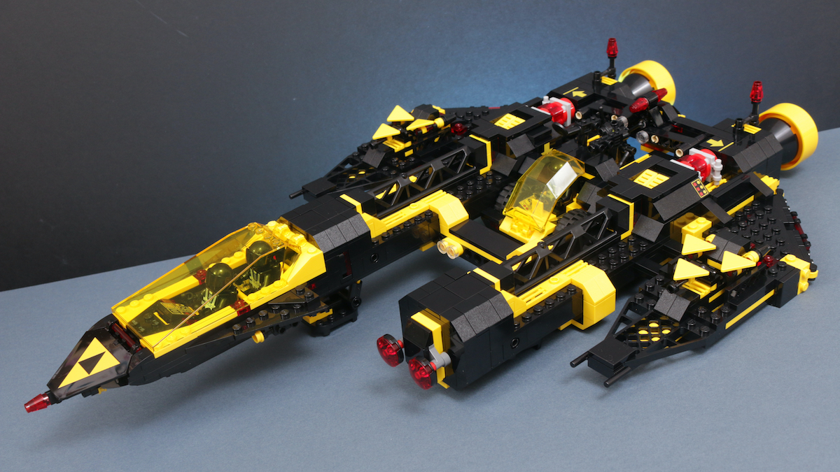 LEGO Icons 10355 Blacktron Renegade review
