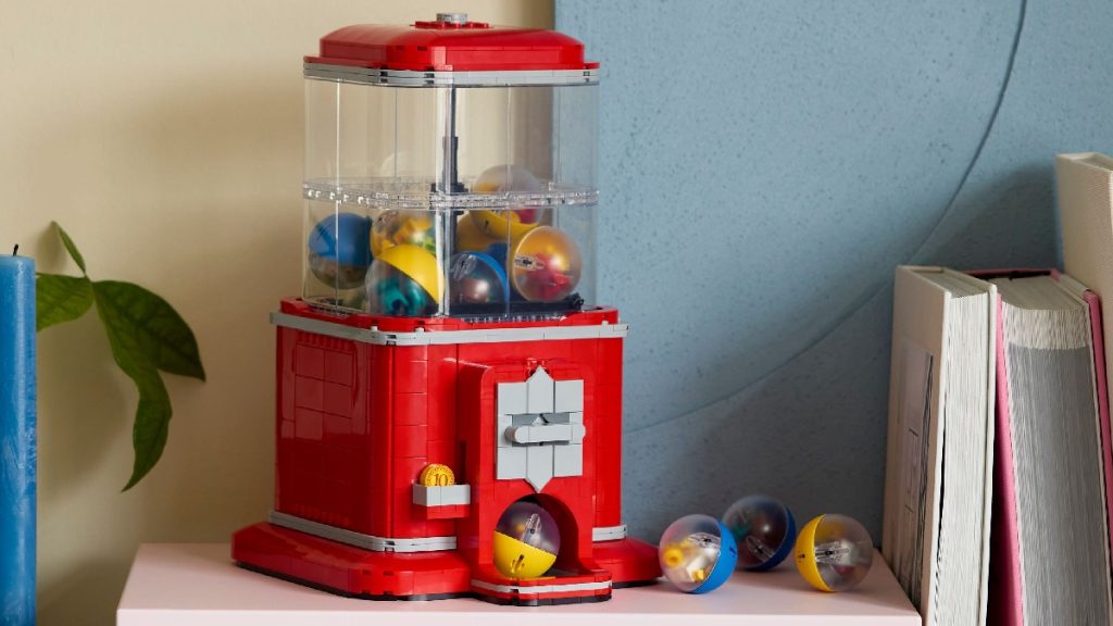 LEGO Ideas 21358 minifigure vending machine lifestyle featured