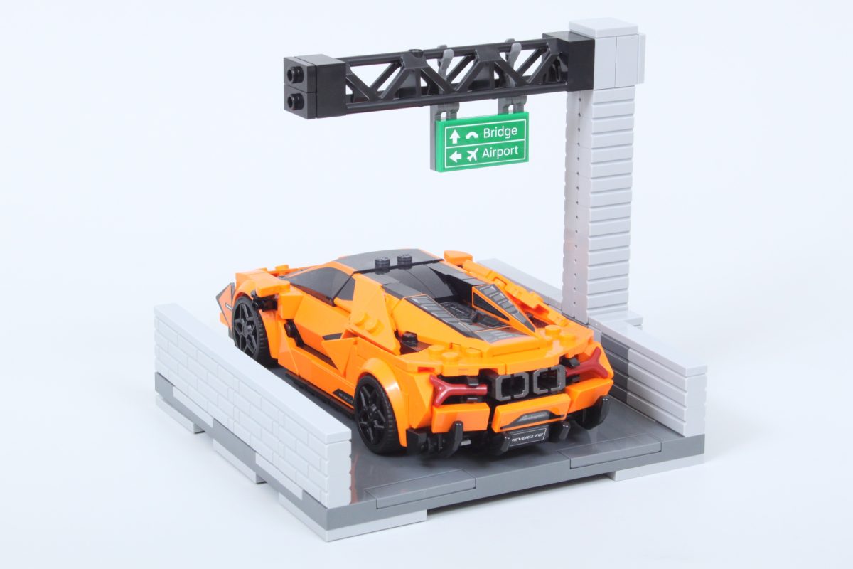 lego marvel 76343 Epic Battle Hulkbuster vs The Hulk review build 1 1200x800
