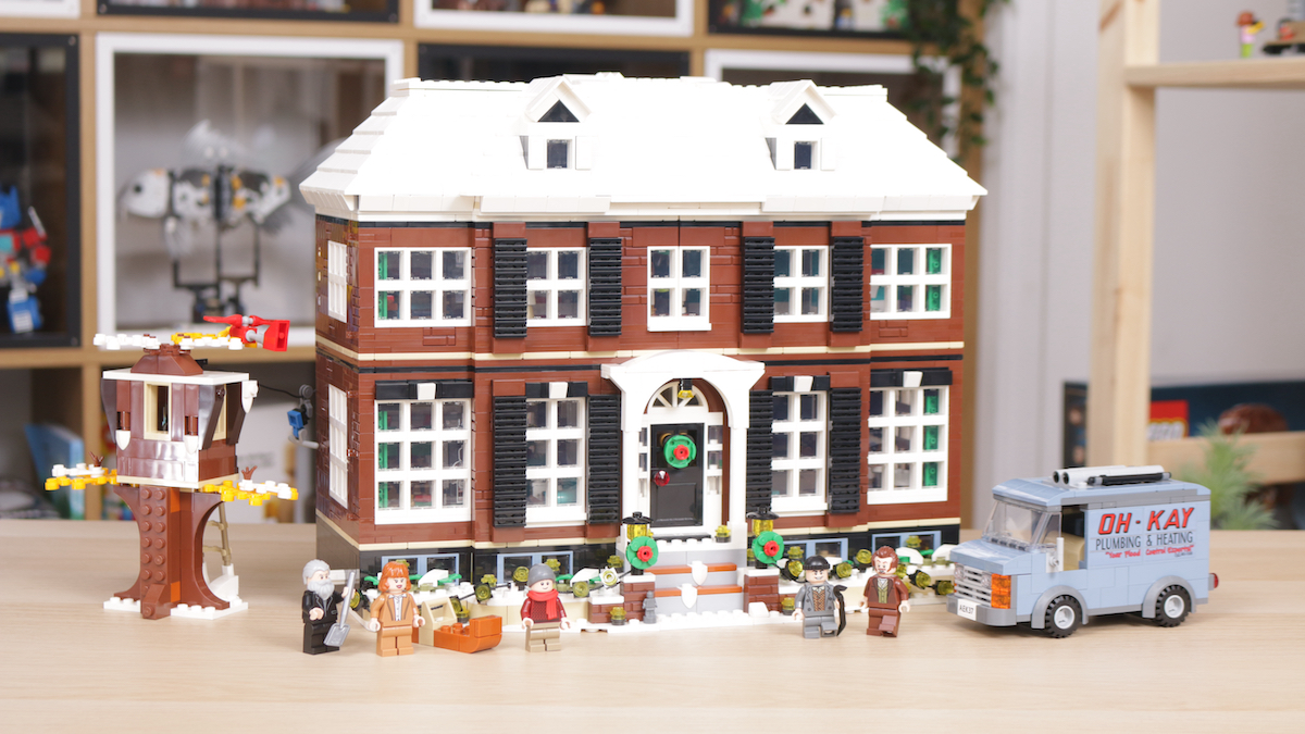 We rebuilt LEGO Ideas 21330 Home Alone and… KEVIN!!!