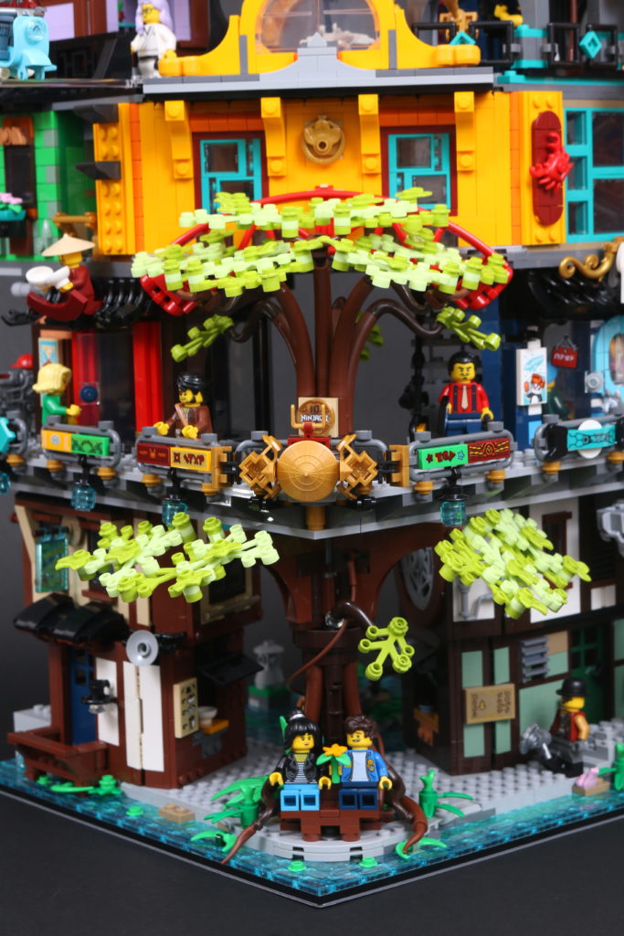 LEGO NINJAGO 71741 NINJAGO City Gardens review 46